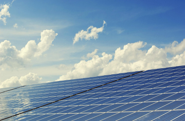 solar panel salesperson consultation